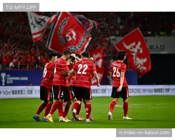 首次参加亚冠正赛 成都蓉城主场场均上座率居东亚前列 首次参加亚冠正赛 成都蓉城主场场均上座率居东亚前列